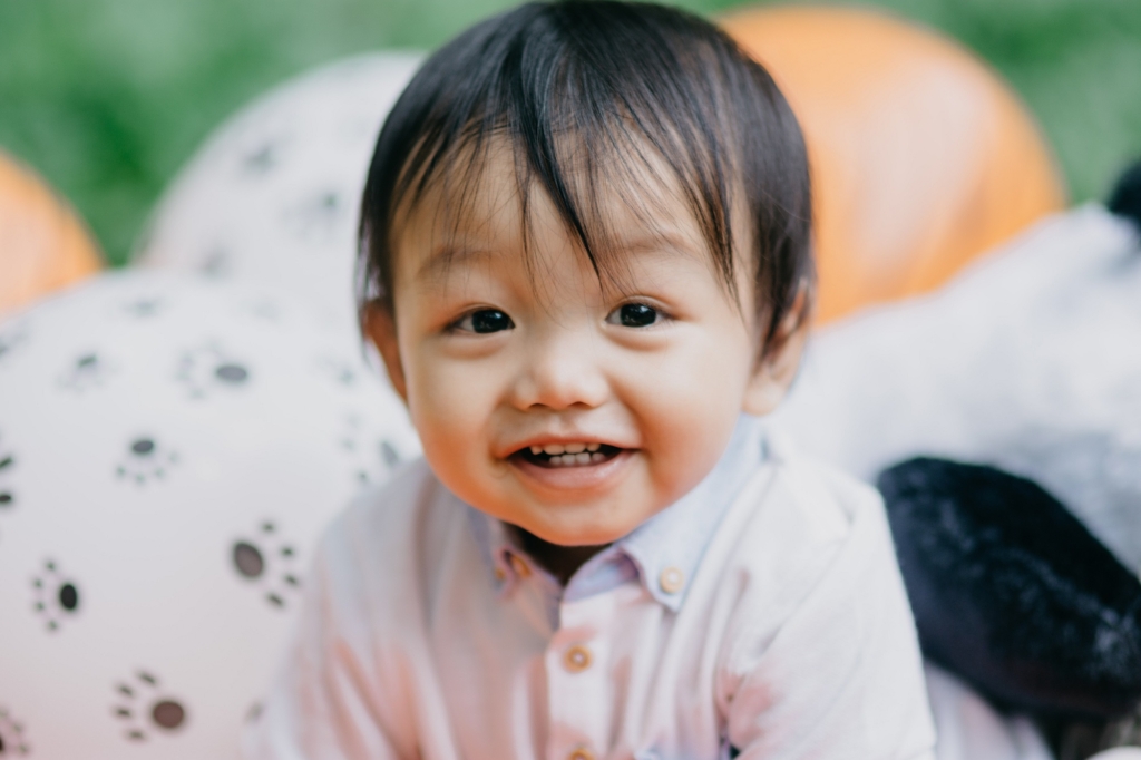 Get more information about when baby teeth come in and when they fall out.